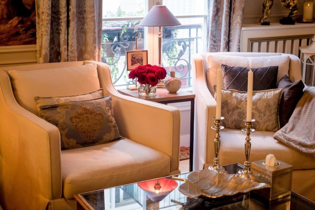 Elegant Luxury Private Apartment By Eiffel Tower Parijs